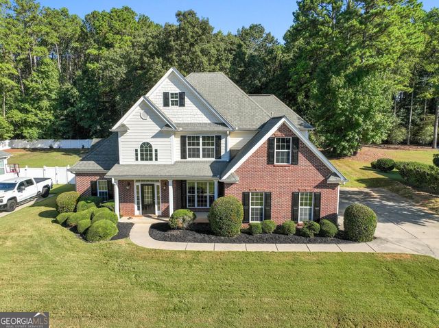 205 Keaton Drive, Fayetteville, GA 30215