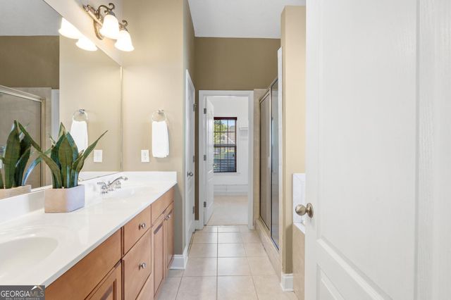 205 Keaton Drive, Fayetteville, GA 30215