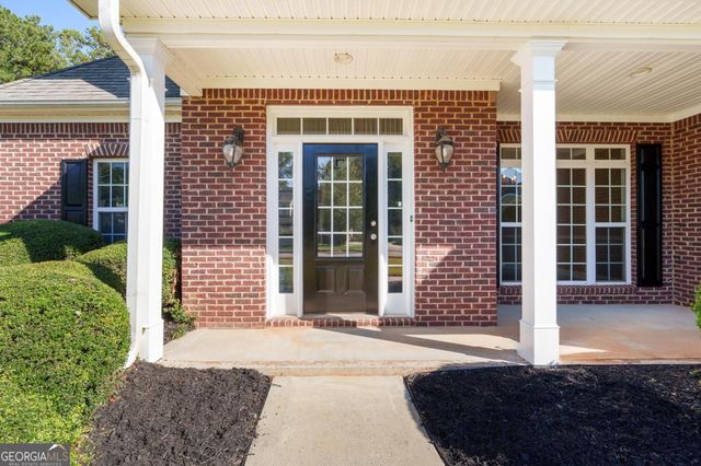 205 Keaton Drive, Fayetteville, GA 30215