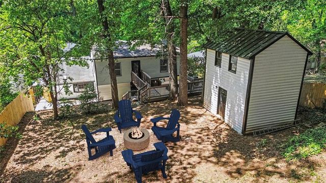 2828 Cloverhurst Drive, East Point, GA 30344