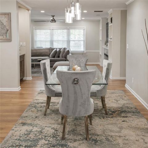 2828 Cloverhurst Drive, East Point, GA 30344