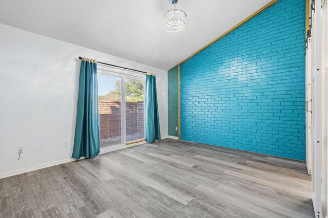 2705 Westgate Drive, Arlington, TX 76015