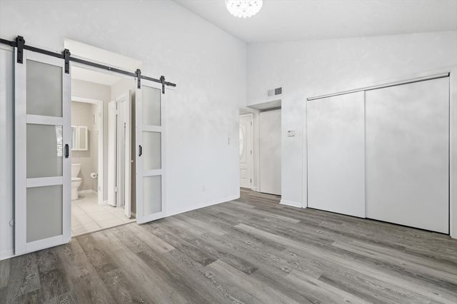 2705 Westgate Drive, Arlington, TX 76015