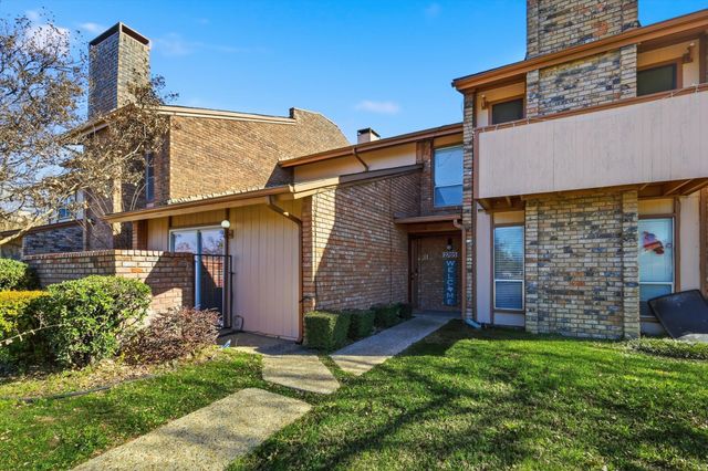 2705 Westgate Drive, Arlington, TX 76015