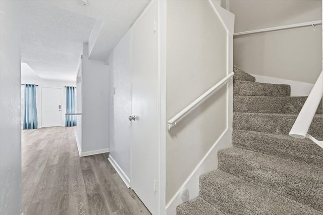 2705 Westgate Drive, Arlington, TX 76015