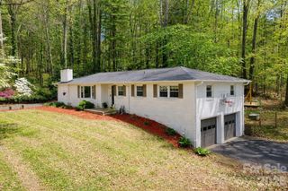 6 N Marley Drive, Flat Rock, NC 28731