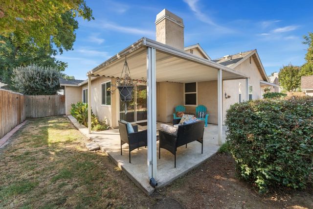 50 Rollingbrook Cir, Sacramento, CA 95833