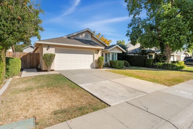 50 Rollingbrook Cir, Sacramento, CA 95833