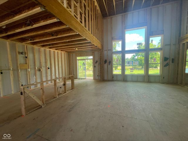 9558 Hemingway Drive, Indianapolis, IN 46239