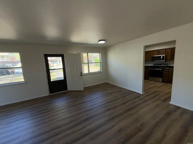 220 Cooper St Apt 6B, Hot Springs, AR 71913