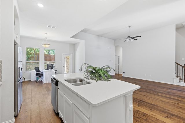 4428 Terraview Drive, Arlington, TX 76001