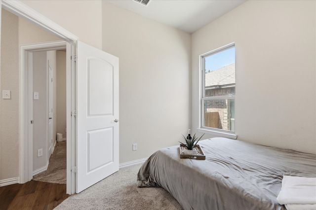 4428 Terraview Drive, Arlington, TX 76001