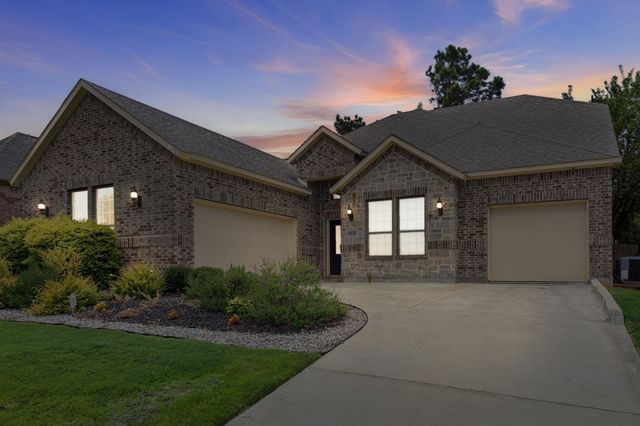 4428 Terraview Drive, Arlington, TX 76001