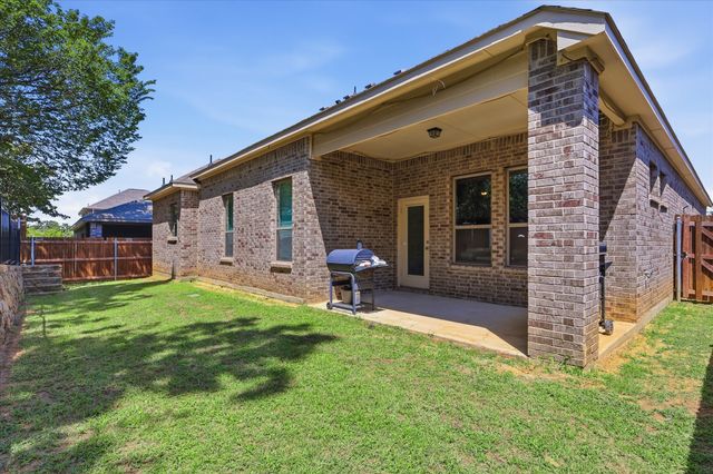 4428 Terraview Drive, Arlington, TX 76001