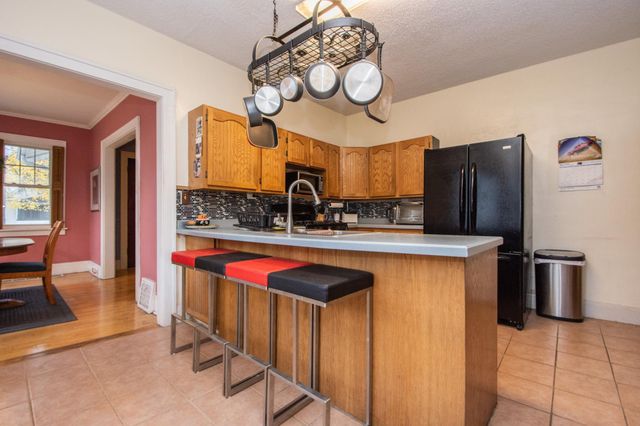 1112 University Drive S, Fargo, ND 58103