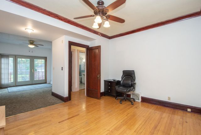 1112 University Drive S, Fargo, ND 58103