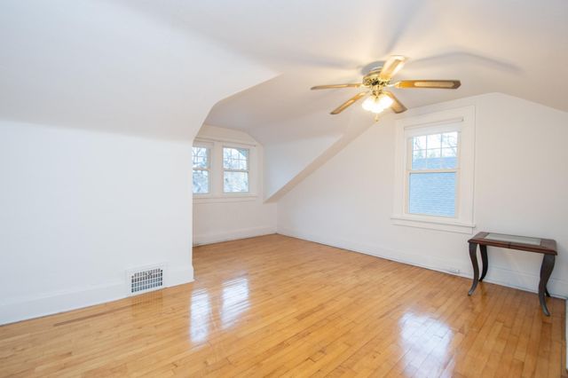 1112 University Drive S, Fargo, ND 58103