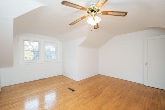 1112 University Drive S, Fargo, ND 58103