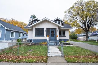 1112 University Drive S, Fargo, ND 58103