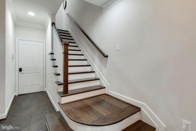 520 HARBORVIEW DR, Oxon Hill, MD 20745