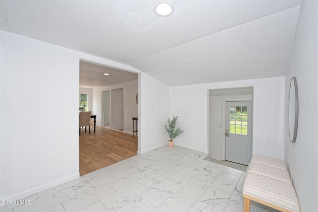 714 Route 29, Milton, NY 12863