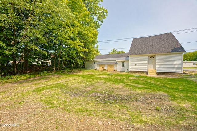 714 Route 29, Milton, NY 12863