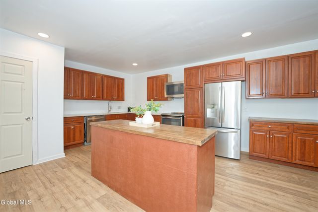 714 Route 29, Milton, NY 12863