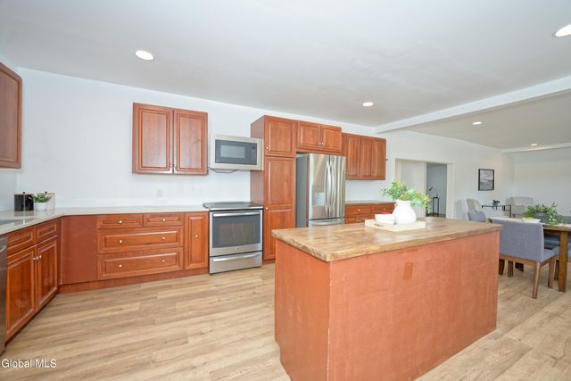 714 Route 29, Milton, NY 12863