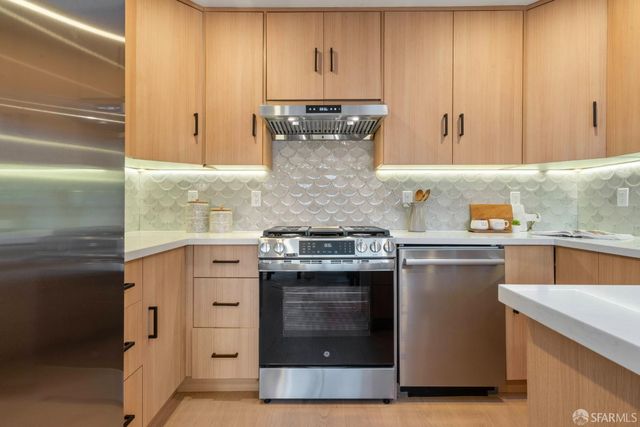 147 Gaven Street, San Francisco, CA 94134