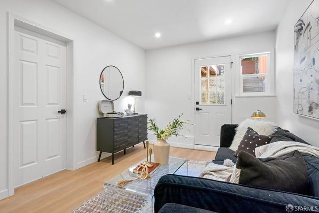 147 Gaven Street, San Francisco, CA 94134