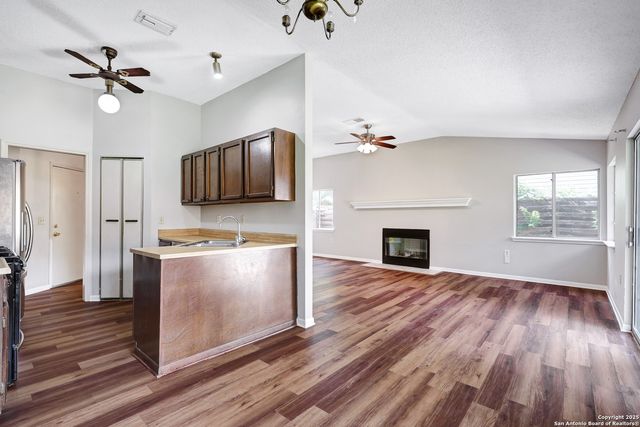 10332 Flatland Trl, Converse, TX 78109