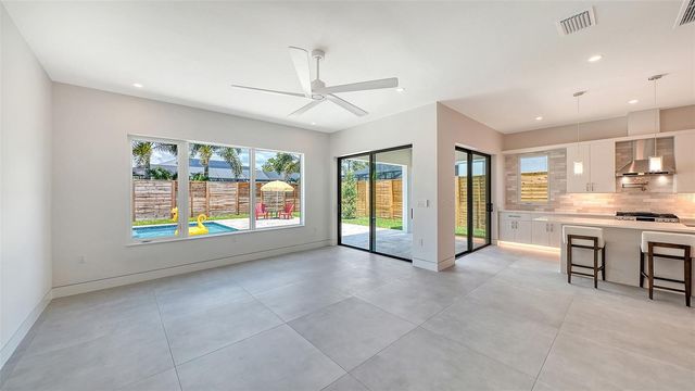 2225 FLORINDA STREET, Sarasota, FL 34231