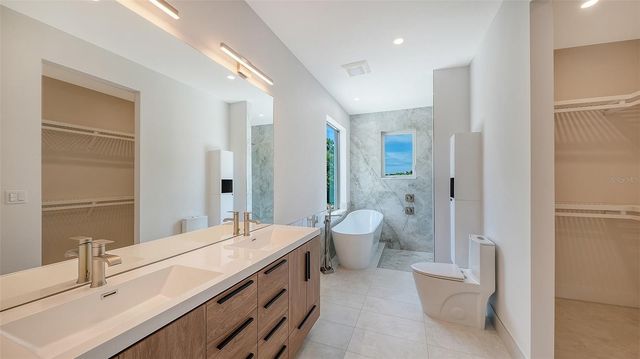 2225 FLORINDA STREET, Sarasota, FL 34231
