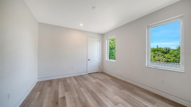 2225 FLORINDA STREET, Sarasota, FL 34231