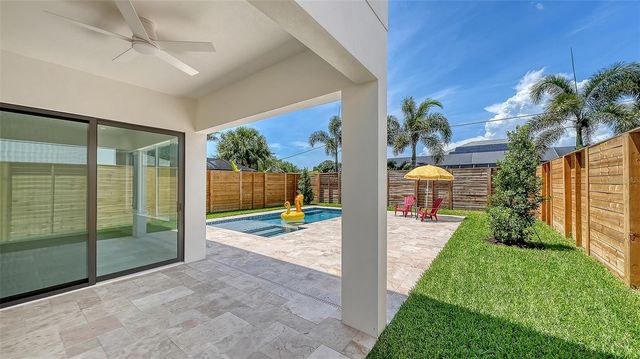 2225 FLORINDA STREET, Sarasota, FL 34231
