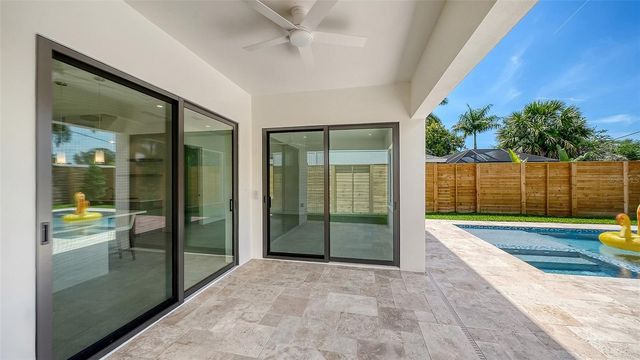 2225 FLORINDA STREET, Sarasota, FL 34231