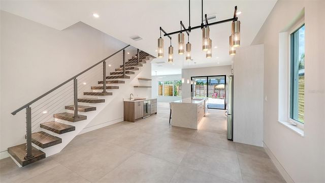 2225 FLORINDA STREET, Sarasota, FL 34231
