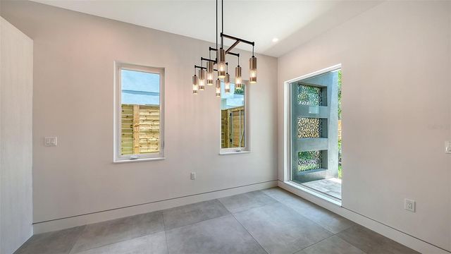 2225 FLORINDA STREET, Sarasota, FL 34231