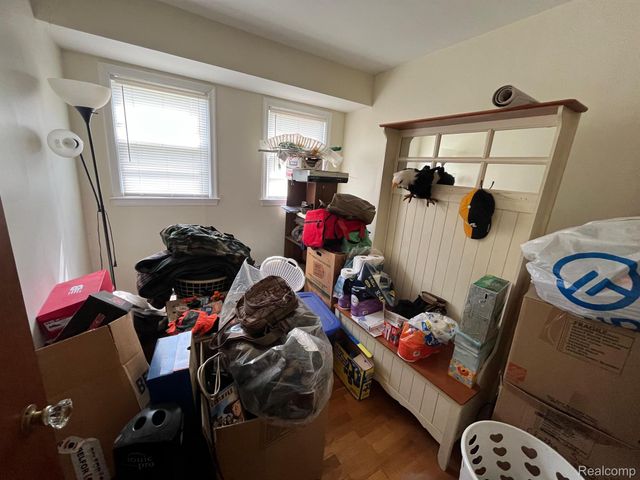 1826 GREENBROOK Lane, Flint, MI 48507