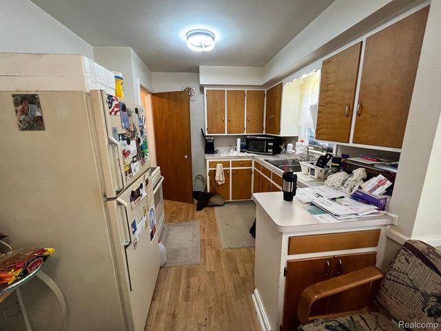 1826 GREENBROOK Lane, Flint, MI 48507