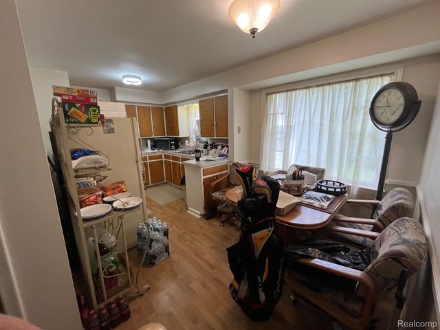 1826 GREENBROOK Lane, Flint, MI 48507