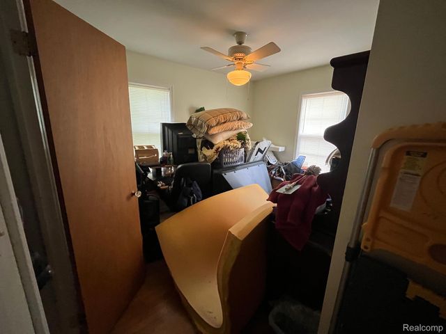 1826 GREENBROOK Lane, Flint, MI 48507