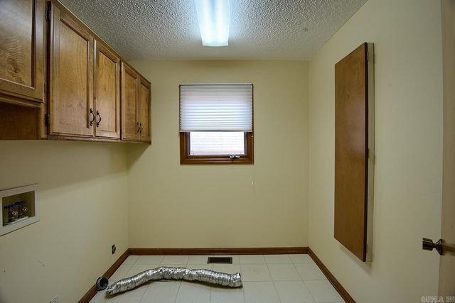 10 Berlanga Circle, Hot Springs Village, AR 71909