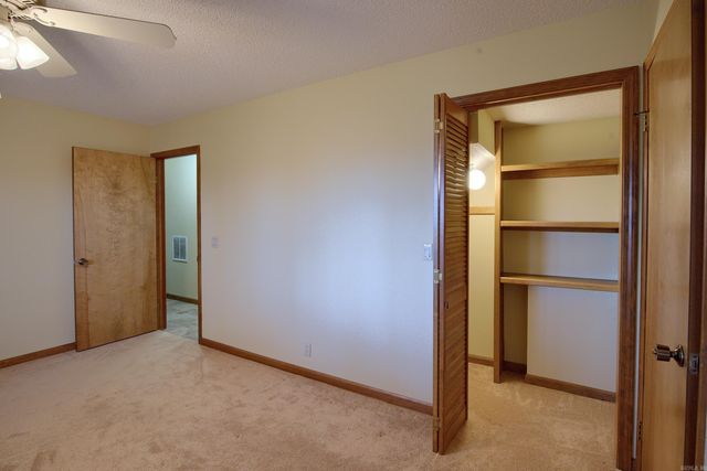 10 Berlanga Circle, Hot Springs Village, AR 71909