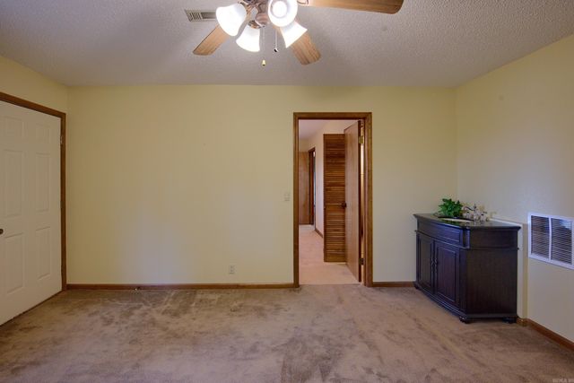 10 Berlanga Circle, Hot Springs Village, AR 71909