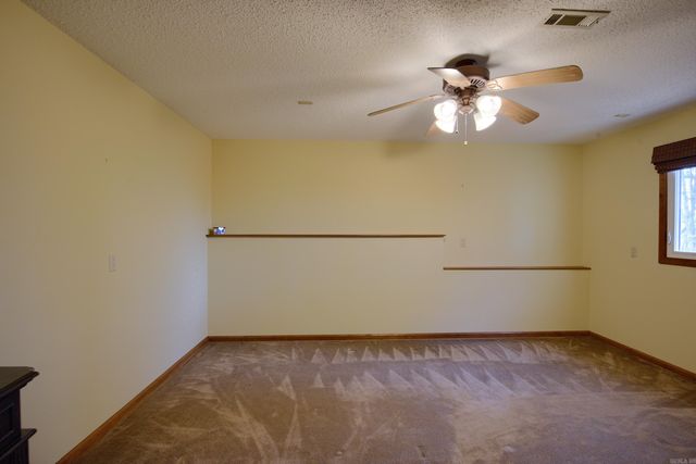 10 Berlanga Circle, Hot Springs Village, AR 71909