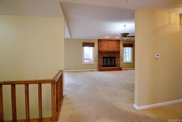 10 Berlanga Circle, Hot Springs Village, AR 71909