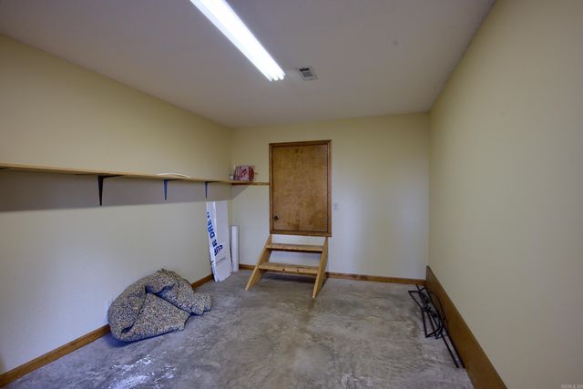 10 Berlanga Circle, Hot Springs Village, AR 71909