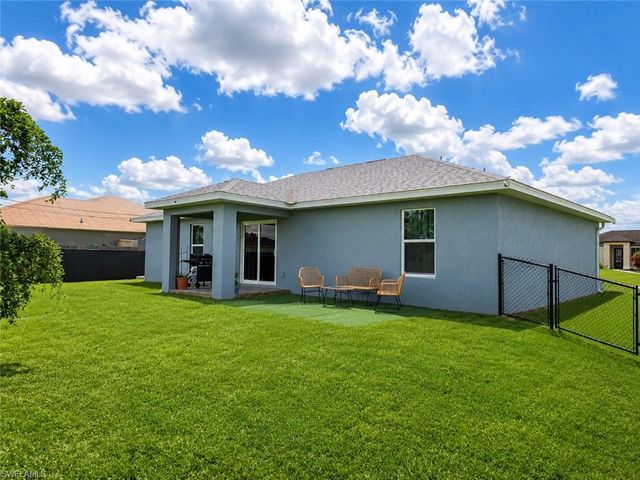 1423 NW 19th ST, Cape Coral, FL 33993