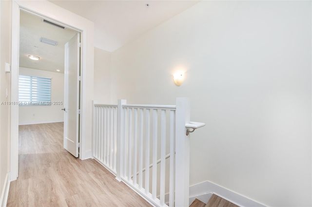 10290 NW 64th Ter 103, Doral, FL 33178